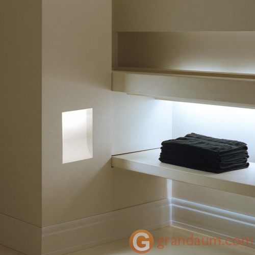 Напольный плинтус гибкий Orac decor SX104F