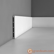 Напольный плинтус с гладким профилем Orac Decor DX168